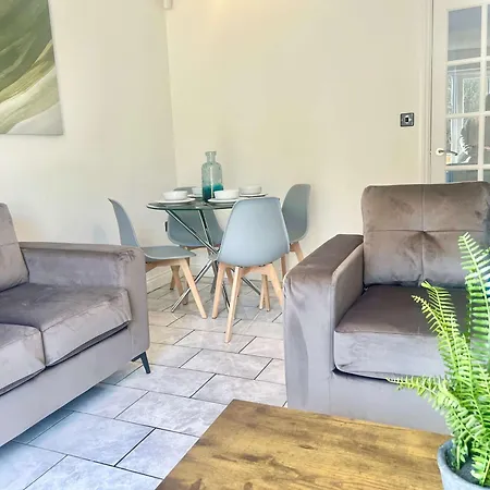 Holiday home Farrier House By Blue Skies Lackenby